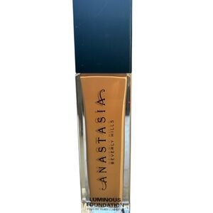 Anastasia Beverly Hills Luminous Foundation - Warm Tan